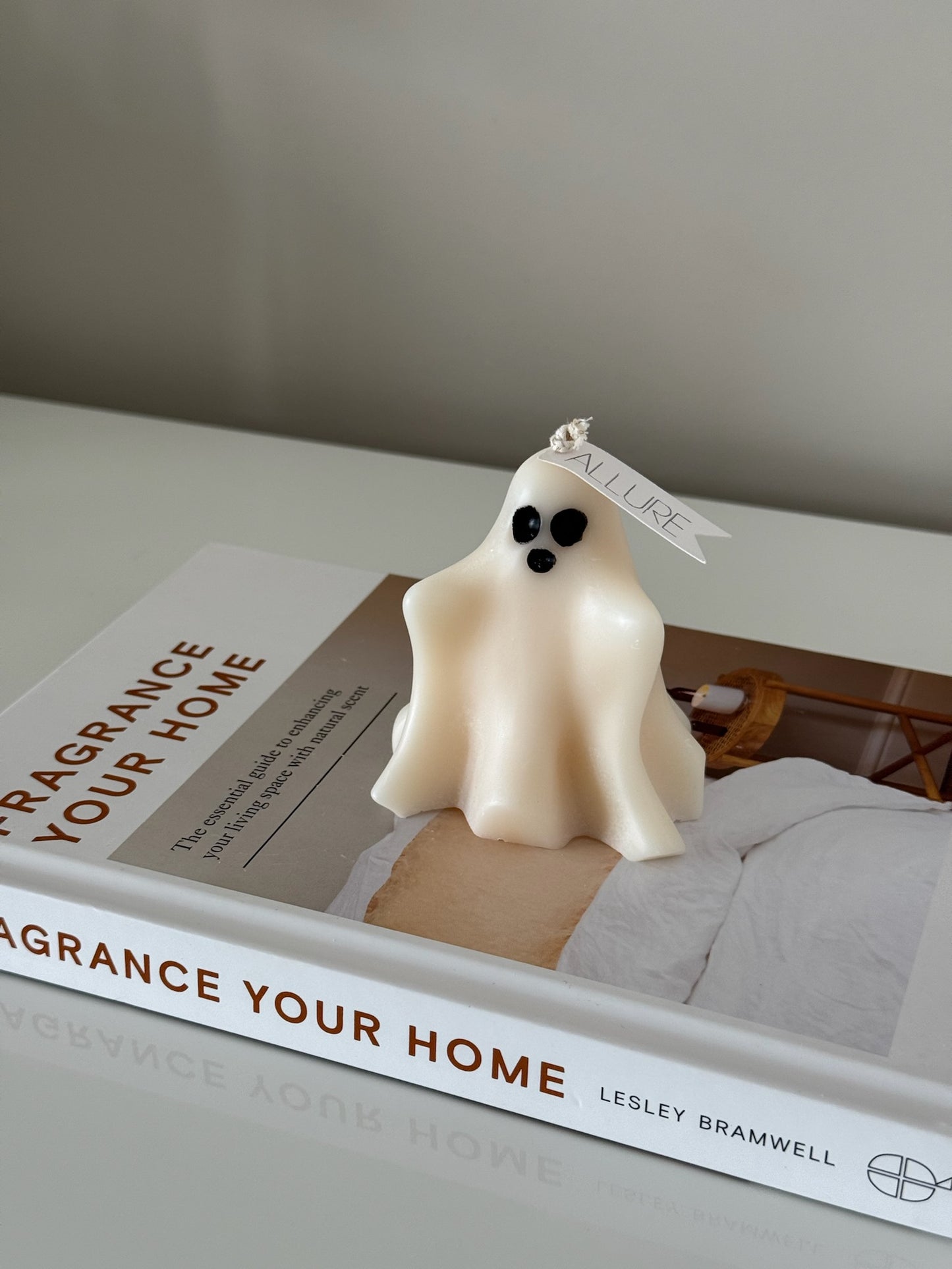 Ghost Candle - Allure Wax Works