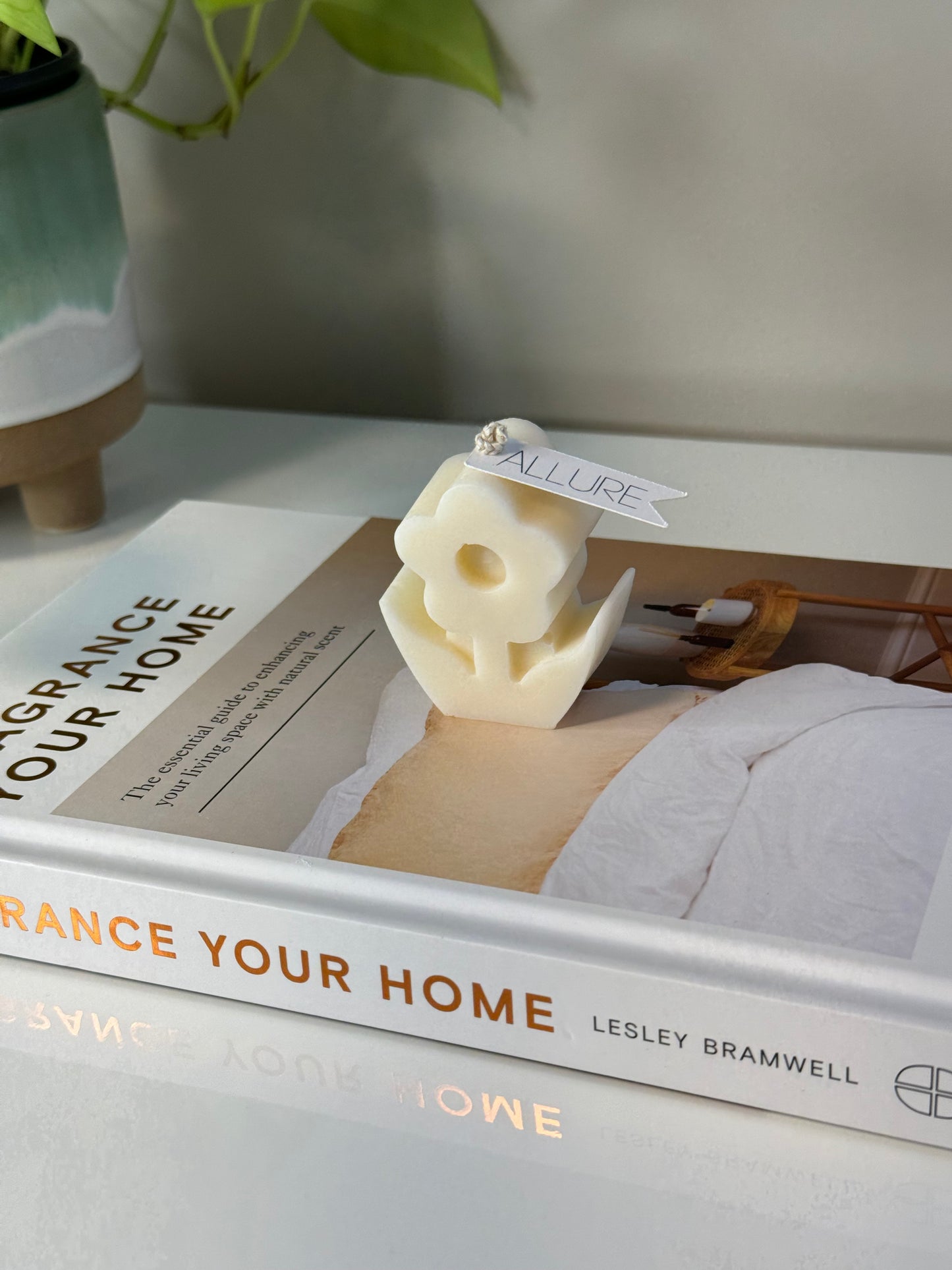 Mini Flower Candle - Allure Wax Works