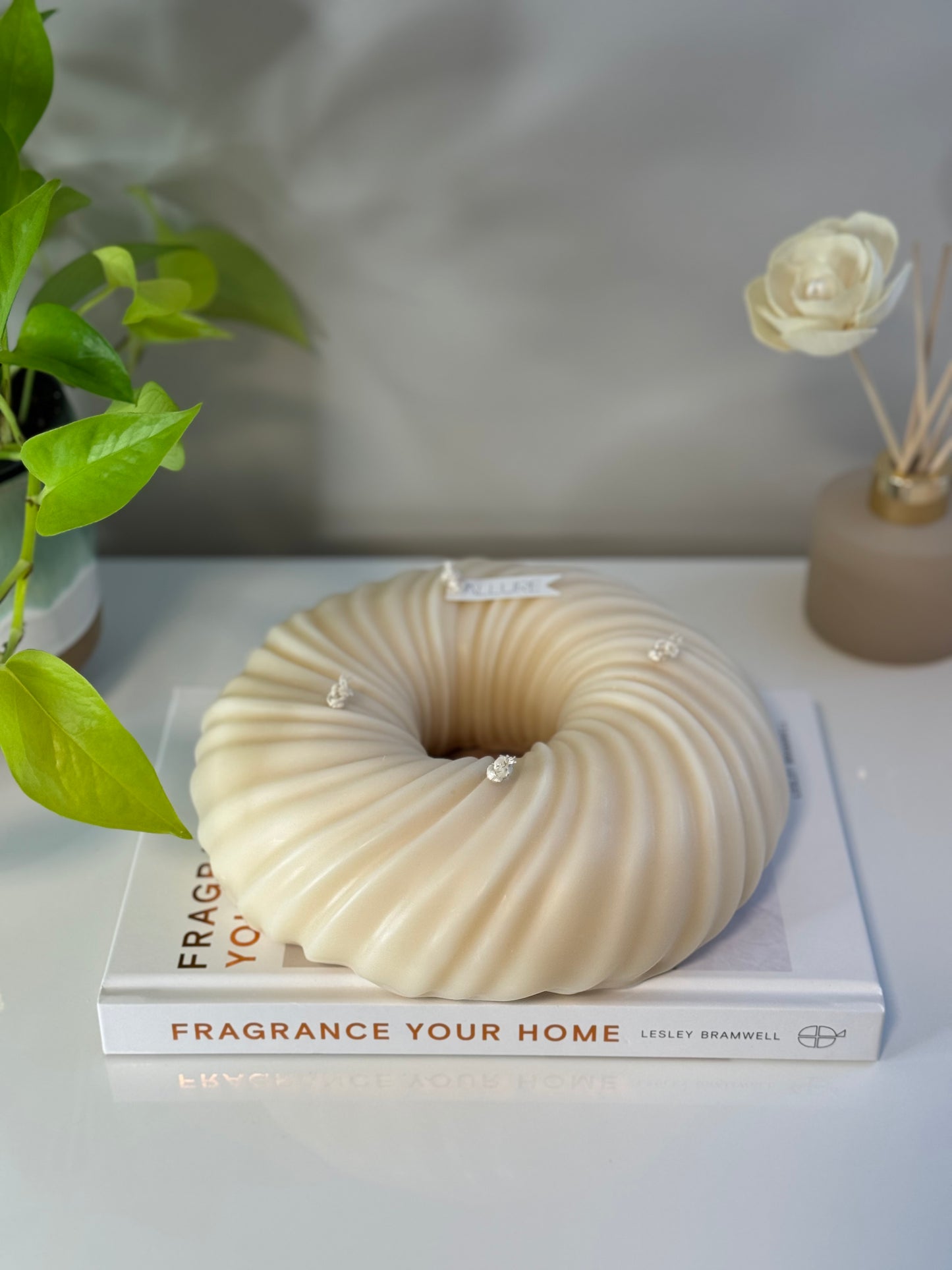 XL Donut Ring Candle - Allure Wax Works