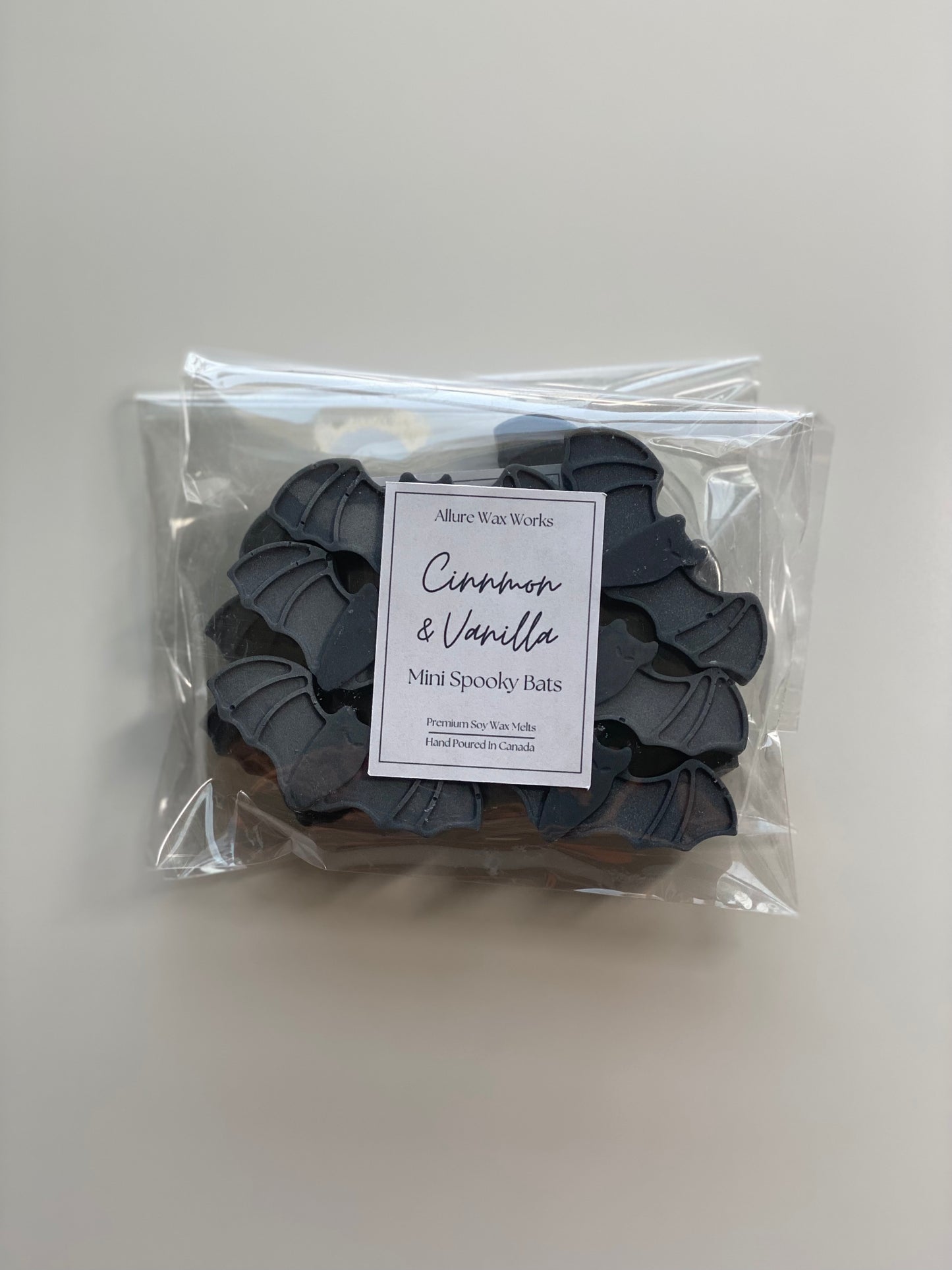 Cinnamon & Vanilla Mini Spooky Bats - Allure Wax Works