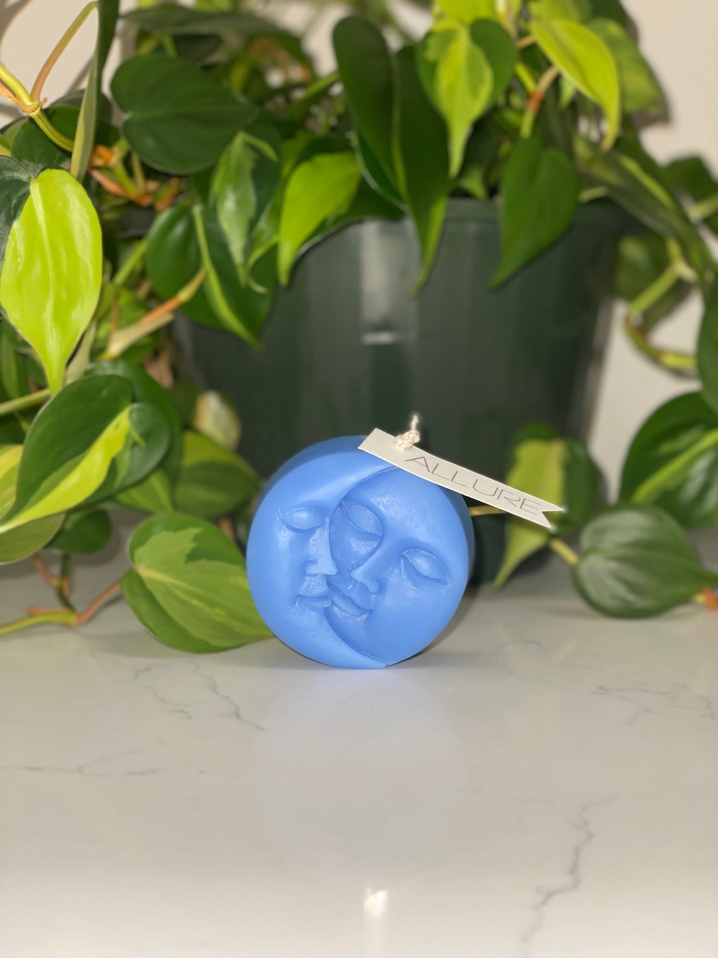 Luna Candle