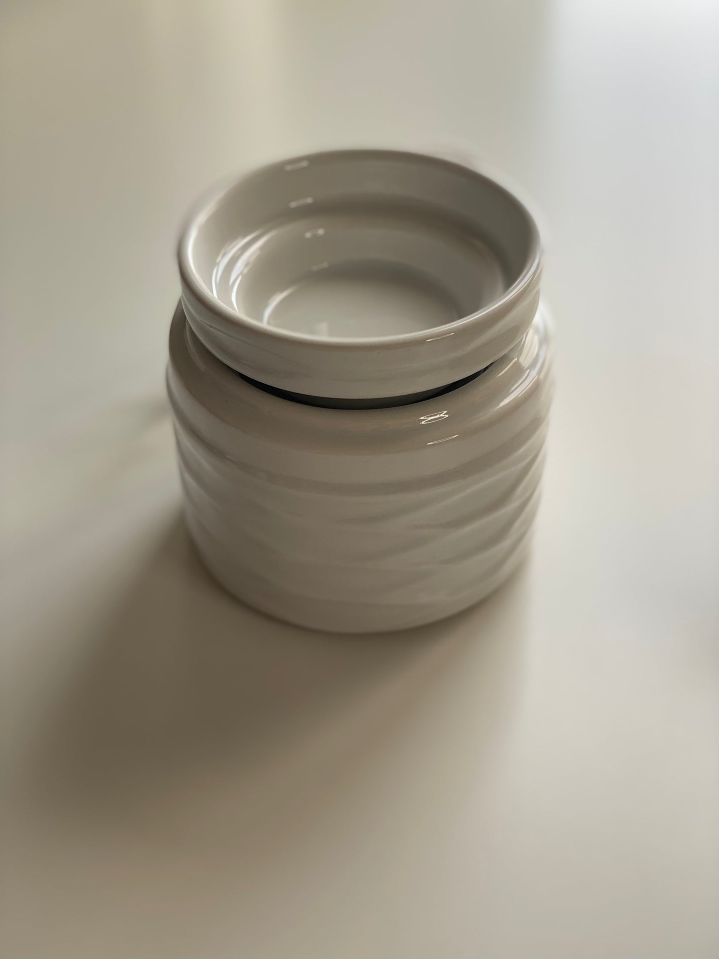 Neutral Electric Wax Melter