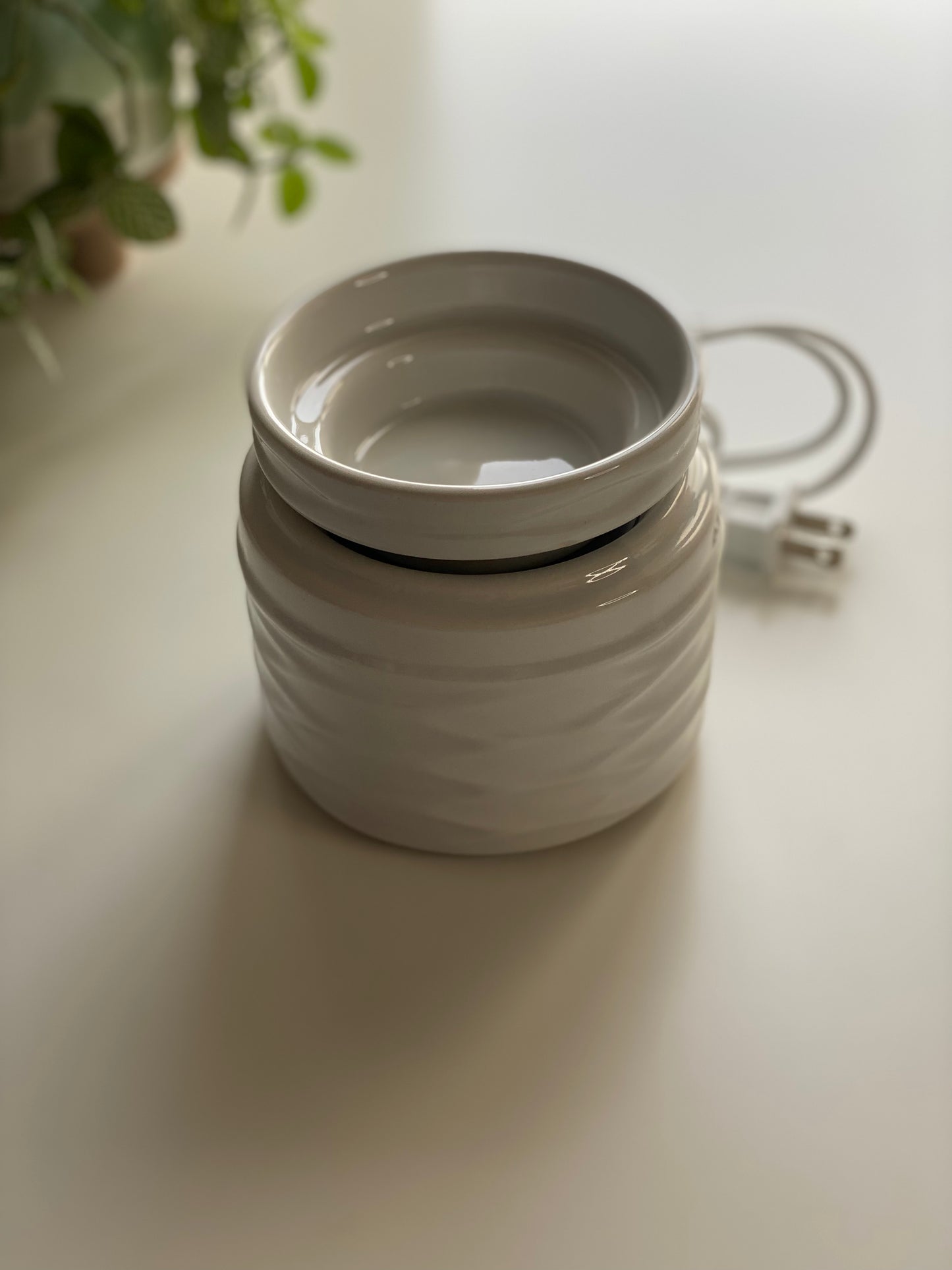 Neutral Electric Wax Melter